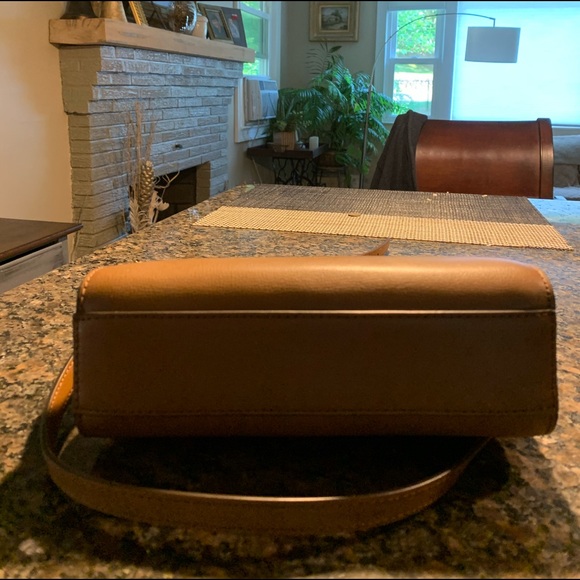 Michael Kors Tan Crossbody Purse - Picture 3 of 4